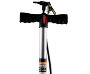BOMBA MANUAL PARA PNEU 38 X 500 STARFER