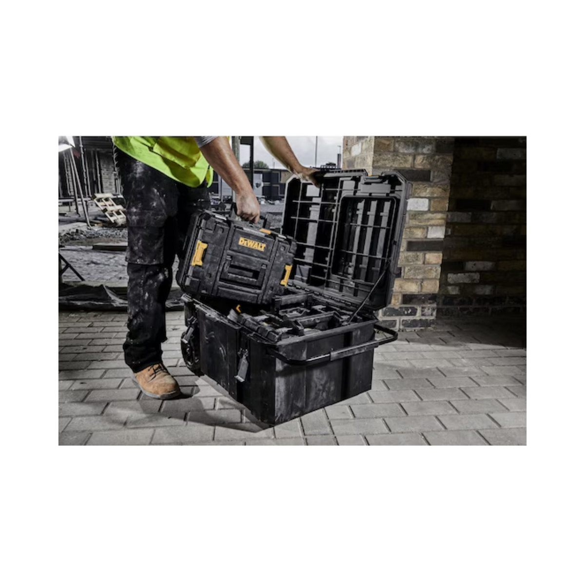 Caixa Organizadora Com Rodas Contractor Tstak Dwst17871-1 Dewalt