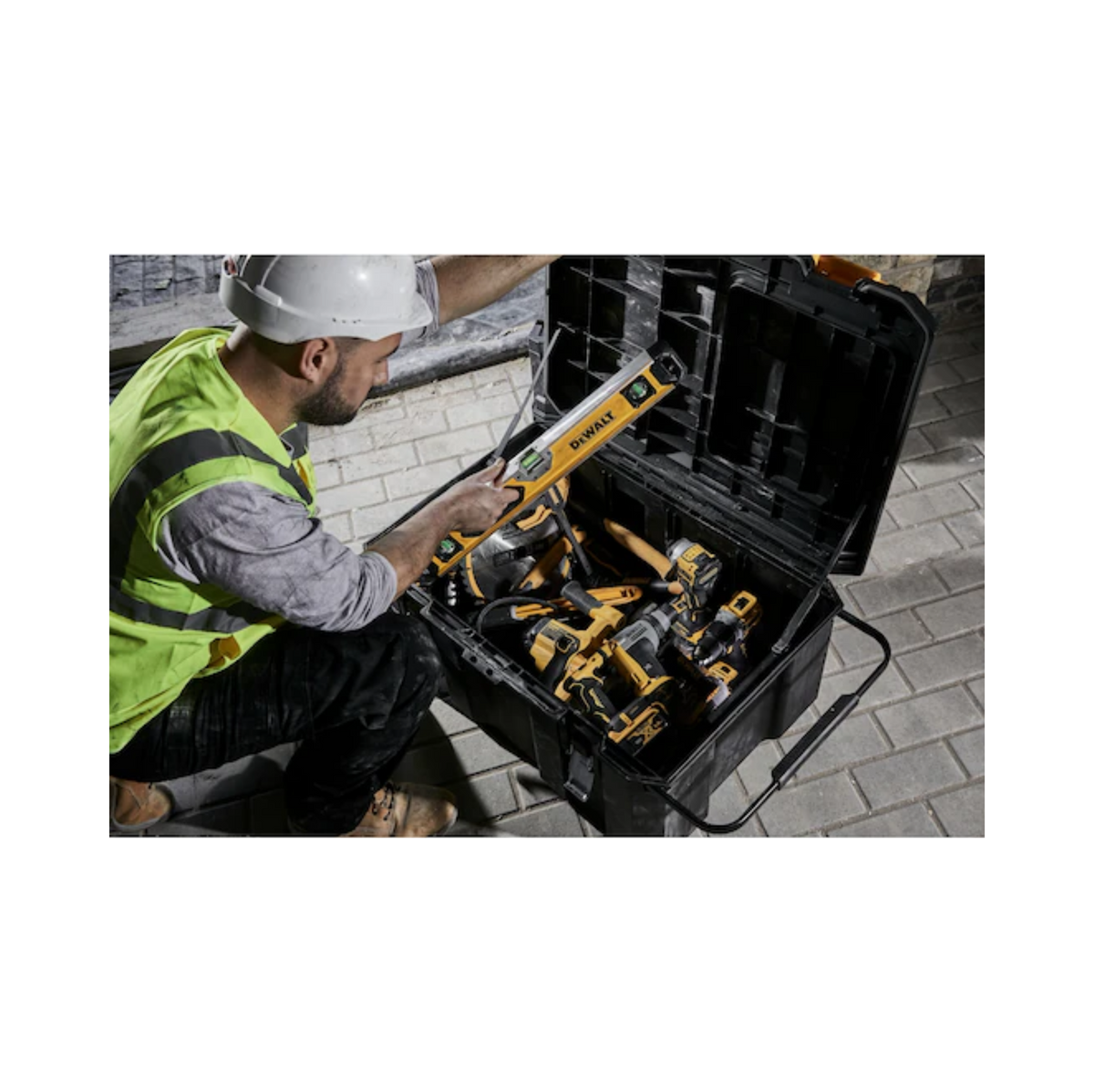 Caixa Organizadora Com Rodas Contractor Tstak Dwst17871-1 Dewalt