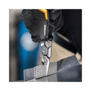dobrador de chapas 3 tbh461s3 toughbuilt em uso