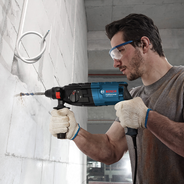 Martelete Perfurador 820w 2.7j Gbh 2-24d com maleta 220v Bosch