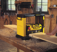 plaina_desengrosso_1800w_dw733_dewalt_100403_02