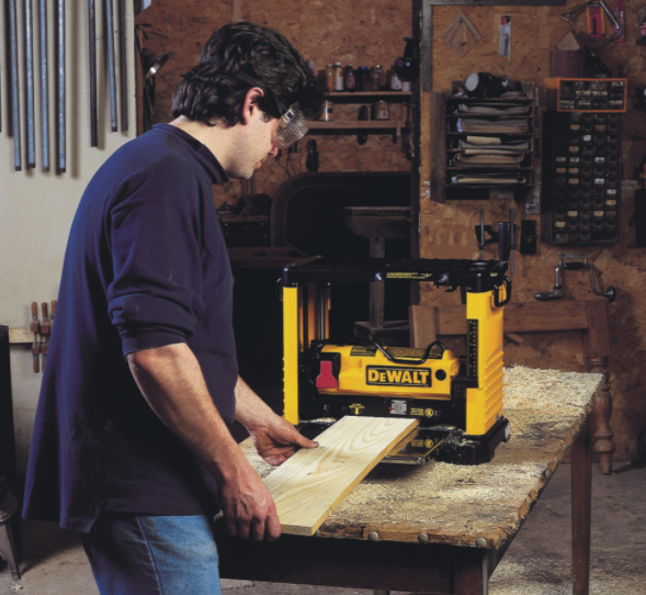 plaina_desengrosso_1800w_dw733_dewalt_100403_03
