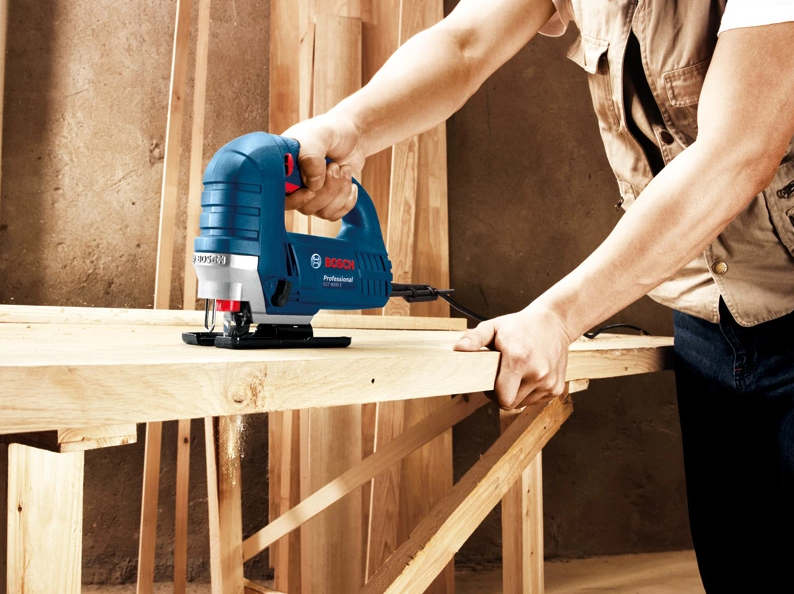 Serra Elétrica Tico-Tico 710W Gst 75 E 220V Bosch